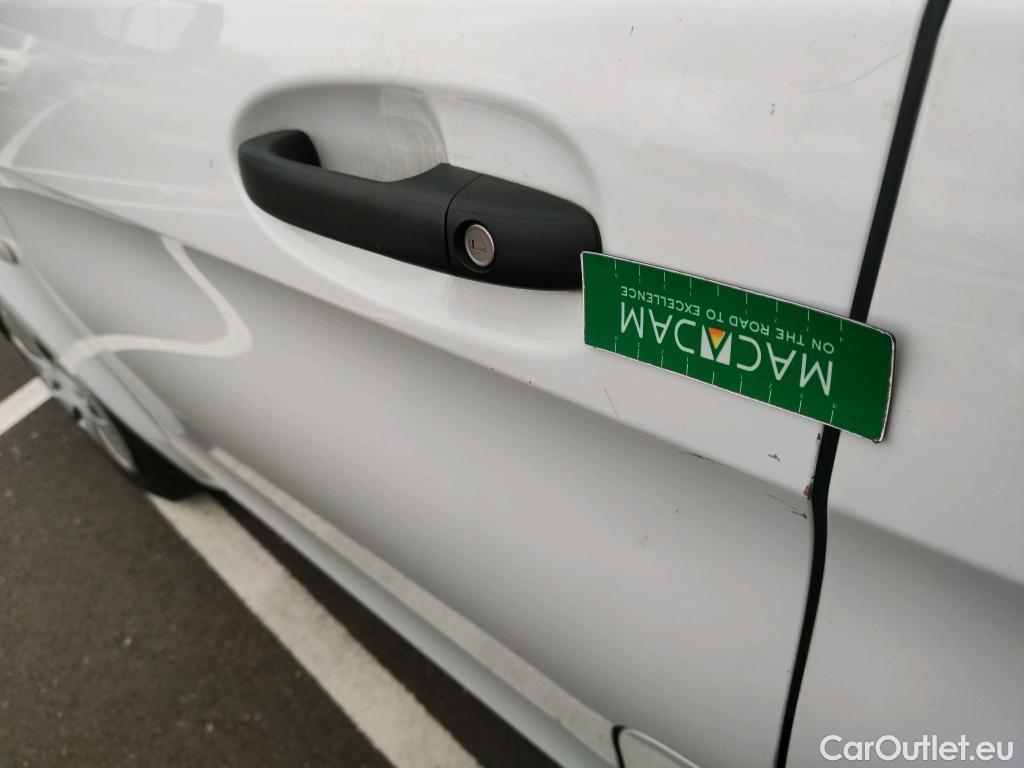  Mercedes  Vito MERCEDES-BENZ  / 2014 / 4P / furgón 114CDI 100kW furgón Pro larga #19