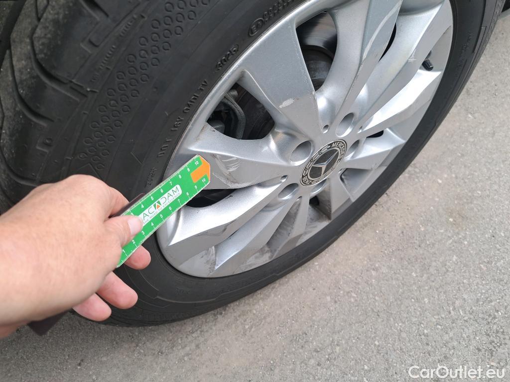  Mercedes  V-Klasse MERCEDES-BENZ Clase V / 2014 / 4P / monovolumen 220 d Clase V Extralargo #22