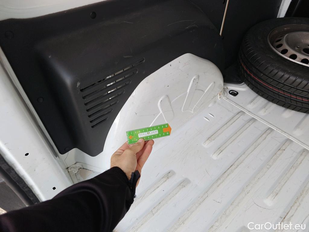  Renault  Kangoo RENAULT  Furgón/2013/3P/furgón derivado de turismo Profesional Blue dCi 70kW (95CV) (CX) #16