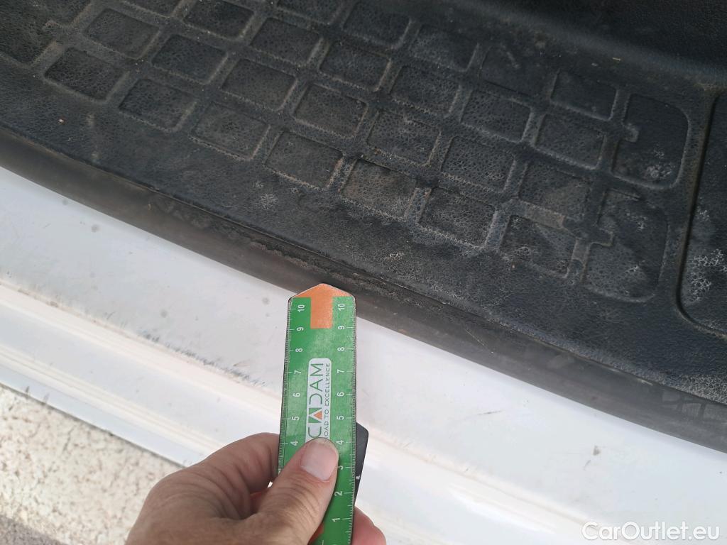  Peugeot  Expert PEUGEOT  / 2016 / 4P / furgón Furgón Premium 1.5 BlueHDi 100 Standard (AC) #55