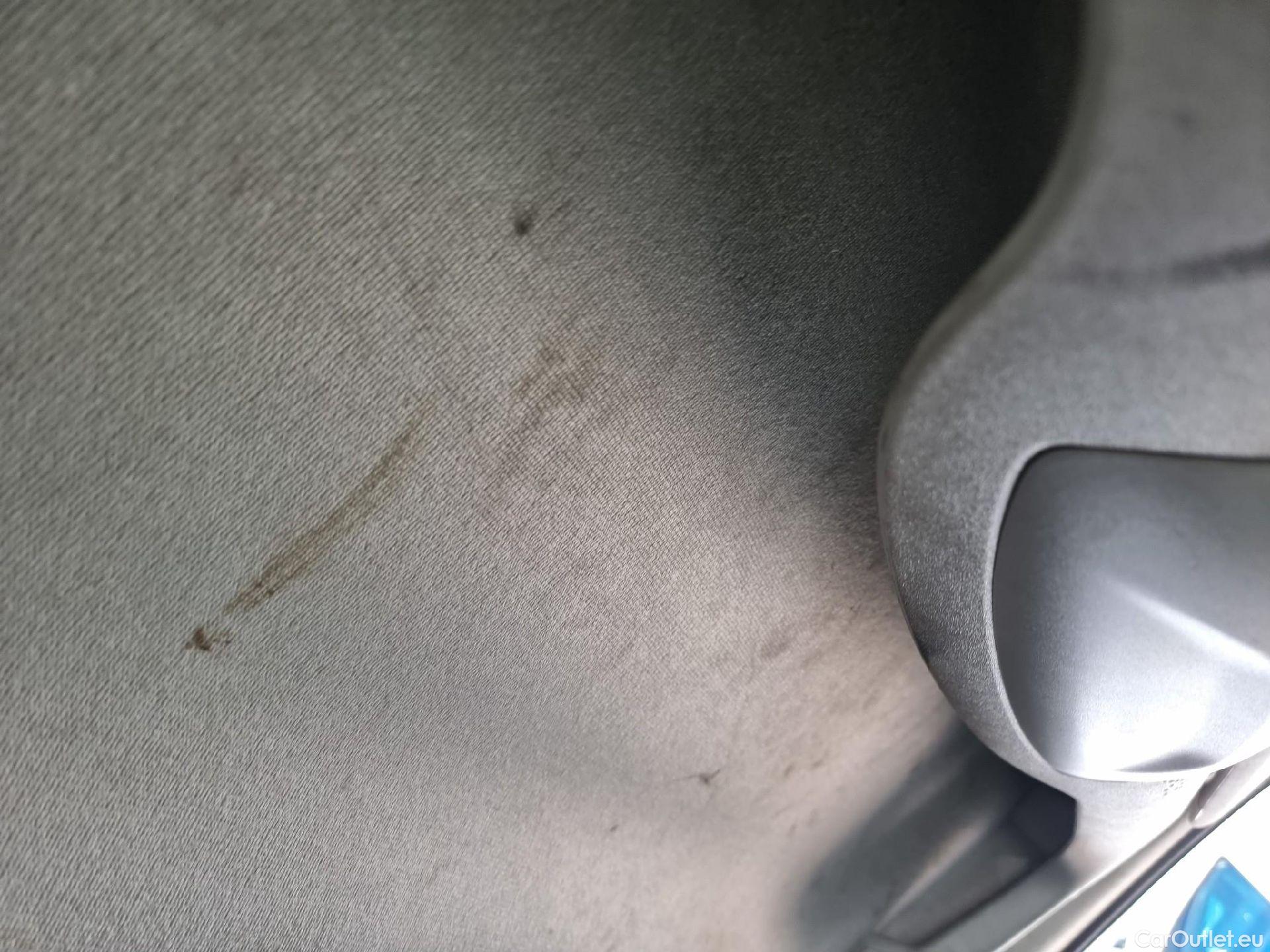  Peugeot  Partner PEUGEOT  / 2018 / 3P / furgón derivado de turismo Pro Standard 600kg BlueHDi 73kW (AC) #9