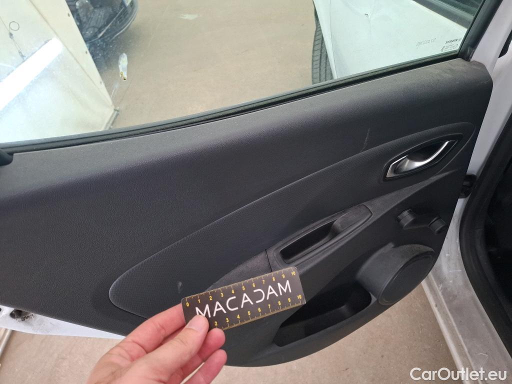  Renault  Clio  IV Air 1.2 75CV BVM5 E6 #48