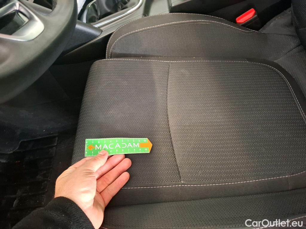  Renault  Megane  IV Berline 5 ptes. Business 1.5 dCi 115CV BVM6 E6d #7