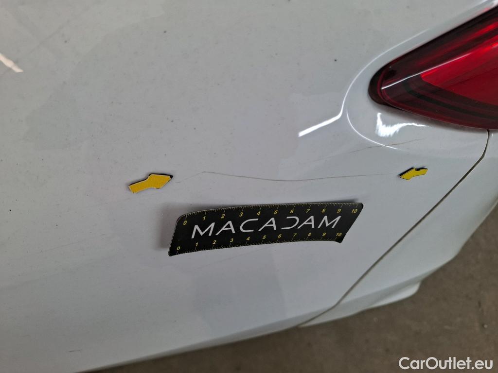  Renault  Clio  IV Air 1.2 75CV BVM5 E6 #24