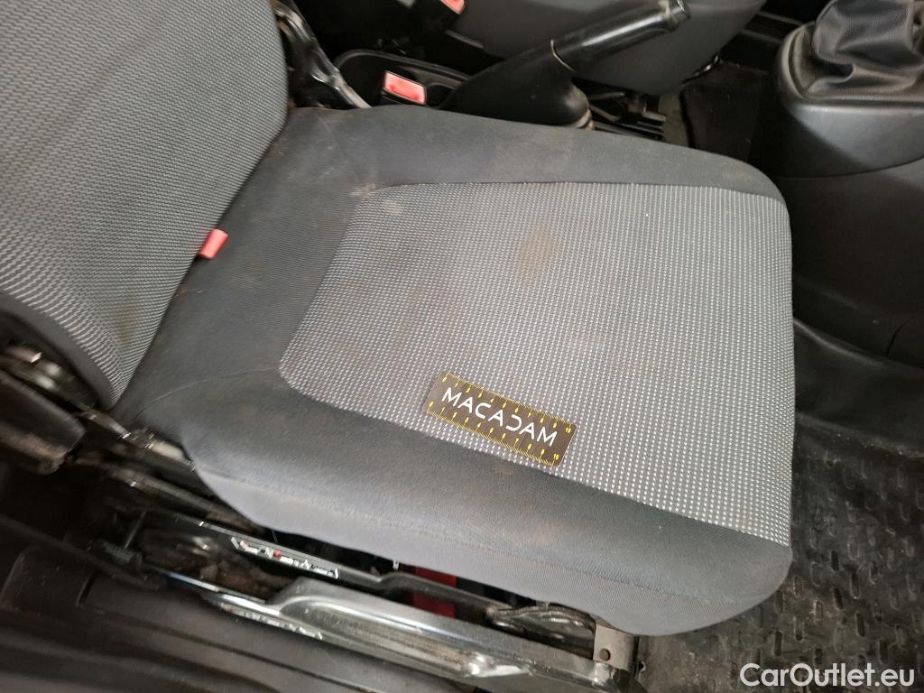  Peugeot  Bipper PEUGEOT  VU 4p Fourgonnette 1.3 HDI PACK CLIM PLUS 117 L1 #21