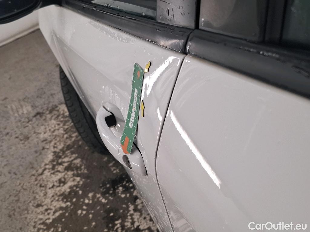  Peugeot  208  Affaire Premium 1.5 HDi 100CV BVM5 E6dT #11