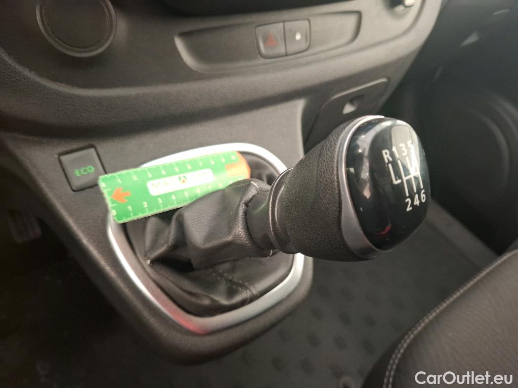  Renault  Trafic RENAULT  / 2019 / 4P / Fourgon tole NV FG GCF L1H1 1200 dCi 120 #5