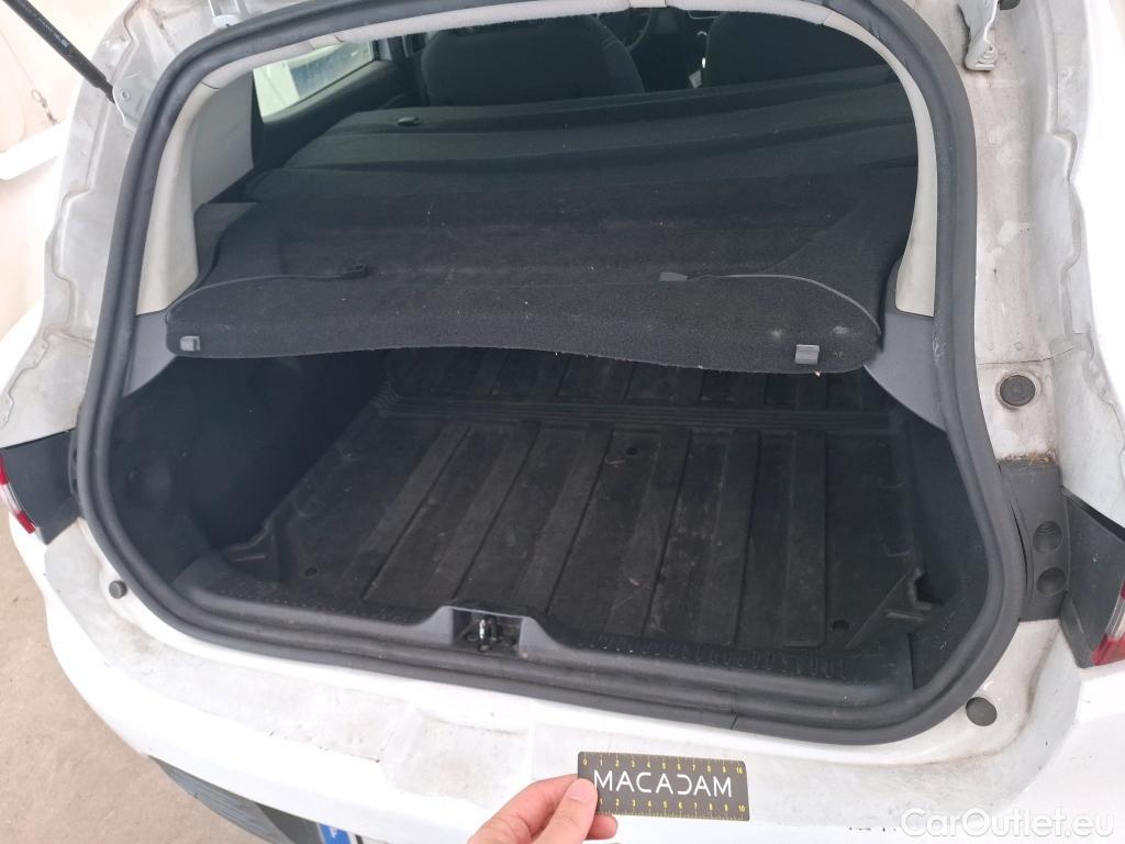  Renault  Clio  IV Air 1.2 75CV BVM5 E6 #35