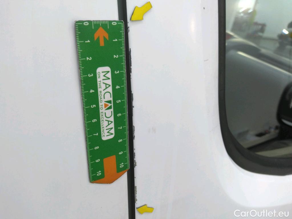  Citroen  Berlingo  Fourgon Club L1 (Court) 1.6 BlueHDi 100CV BVM5 E6 #37