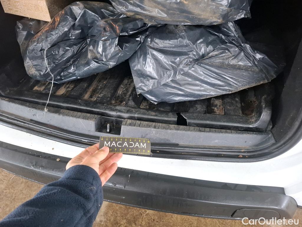  Dacia  Duster  II Essentiel 4WD 1.5 dCi 115CV BVM6 E6d #9