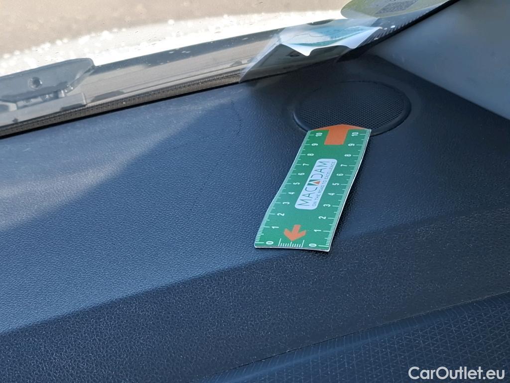  Renault  Clio  IV Air 1.5 dCi 90CV BVM5 E6 #11