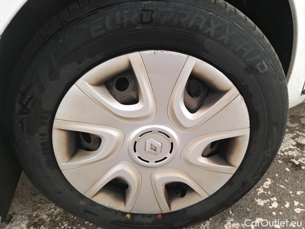  Renault  Clio  IV Air 1.5 dCi 90CV BVM5 E6 #21