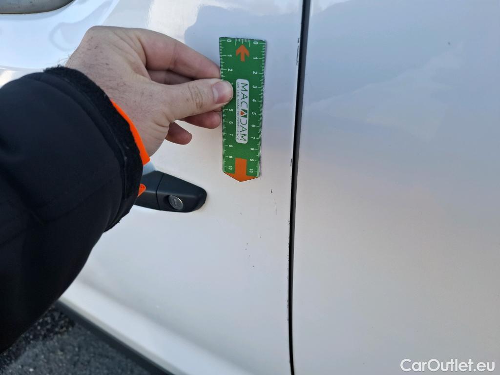  Peugeot  Expert PEUGEOT  / 2016 / 4P / Fourgon tôlé 1.5 BLUEHDI 120 S&S STANDARD PREMIUM #4