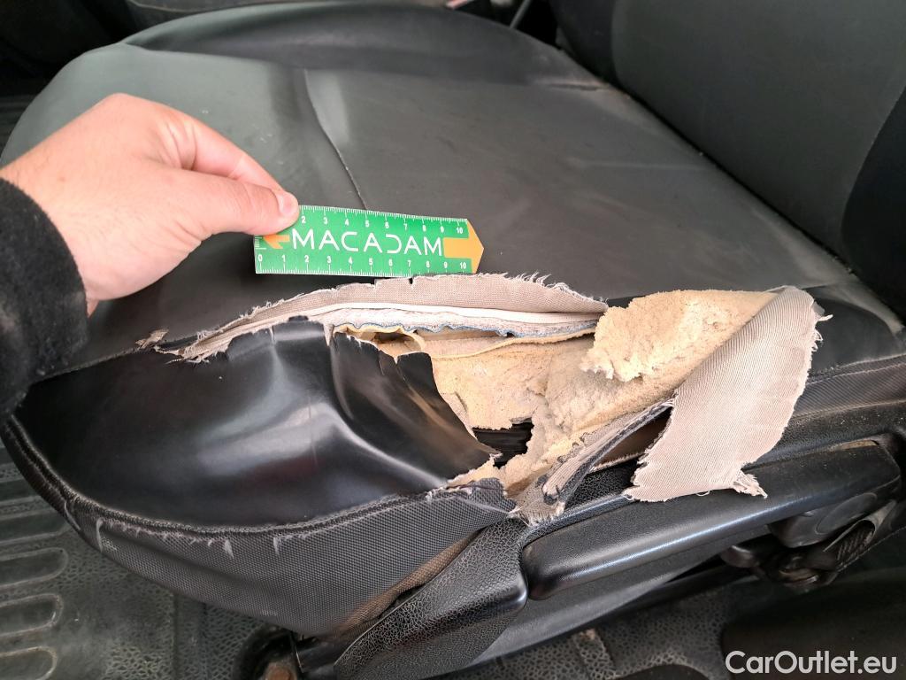  Renault  Master  III Fourgon L2H2 3 5 Grand Confort dCi 130CV BVM6 E6 #2