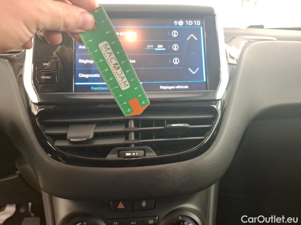  Peugeot  208  Affaire Premium 1.5 HDi 100CV BVM5 E6dT #15