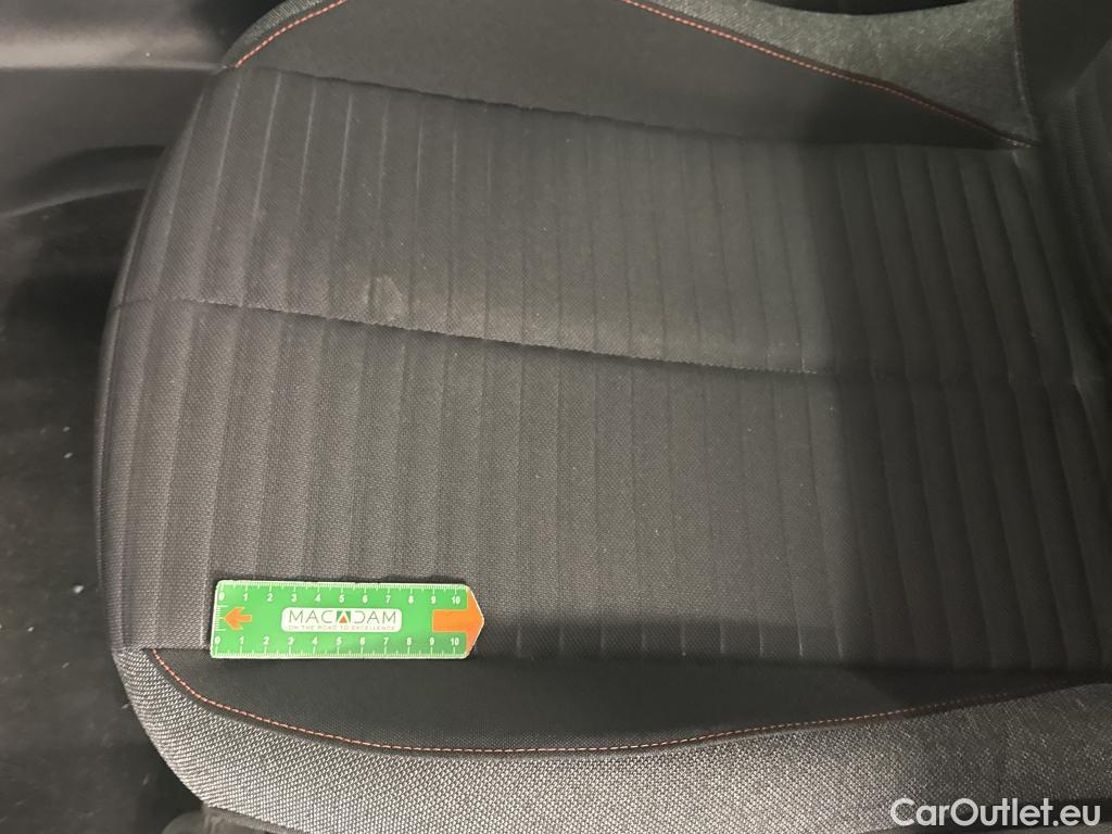  Peugeot  2008  Active Business 1.5 HDi 110CV BVM6 E6d #29