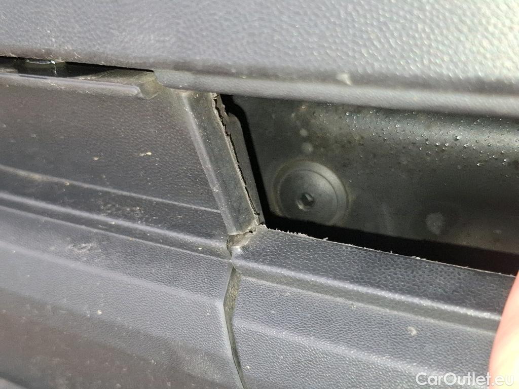  Volkswagen  Transporter VOLKSWAGEN  / 2019 / 4P / Fourgon tôlé 2.0 TDi 110 L1H1 Business Line #15