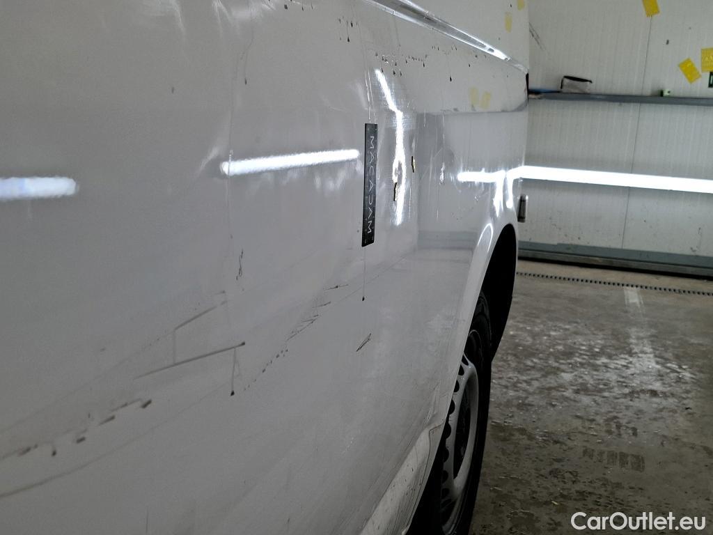  Volkswagen  Transporter VOLKSWAGEN  / 2019 / 4P / Fourgon tôlé 2.0 TDi 110 L1H1 Business Line #6