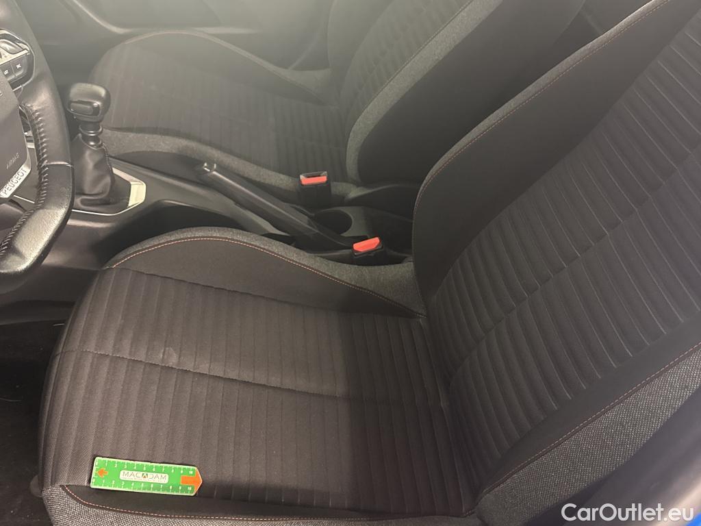  Peugeot  2008  Active Business 1.5 HDi 110CV BVM6 E6d #28