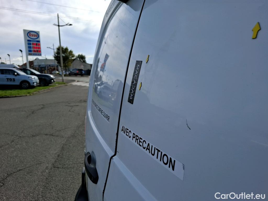  Peugeot  Partner  Asphalt L1 1.5 HDi 100CV BVM5 E6dT #10