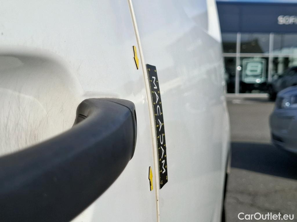  Peugeot  Partner  Asphalt L1 1.5 HDi 100CV BVM5 E6dT #17