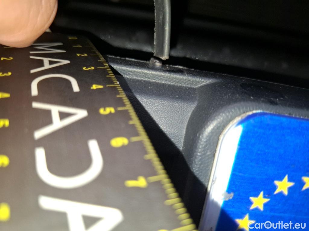  Volkswagen  Transporter VOLKSWAGEN  / 2019 / 4P / Fourgon tôlé 2.0 TDi 110 L1H1 Business Line #11