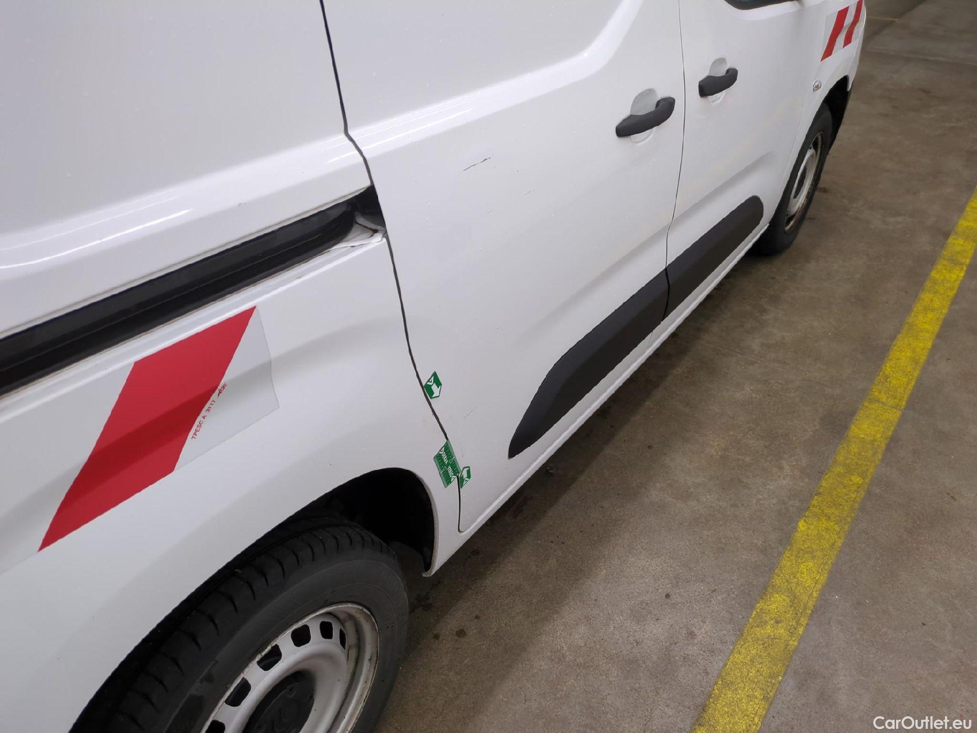  Citroen  Berlingo  Fourgon Club M 650 1.5 BlueHDi 75CV BVM5 E6dT #9