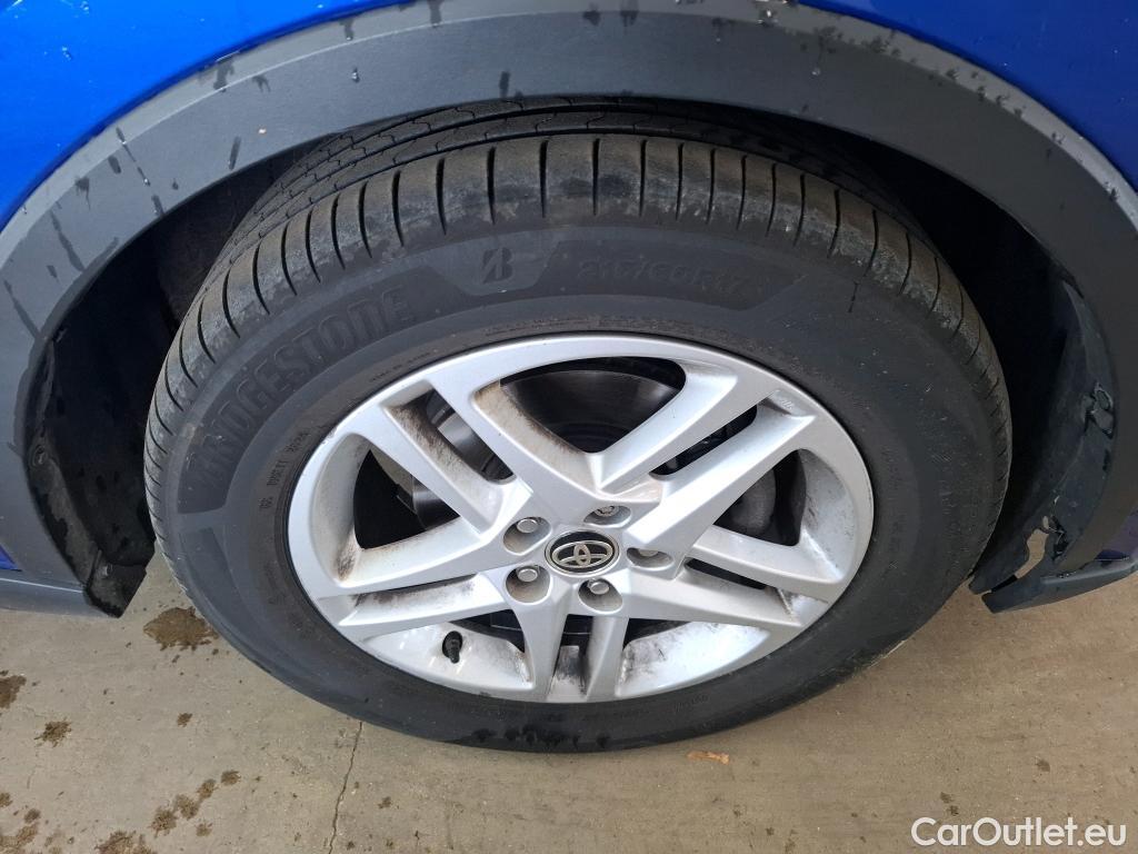  Toyota  C-HR TOYOTA  / 2016 / 5P / SUV 2.0 HYBRIDE 184 DYNAMIC BUSINESS #62