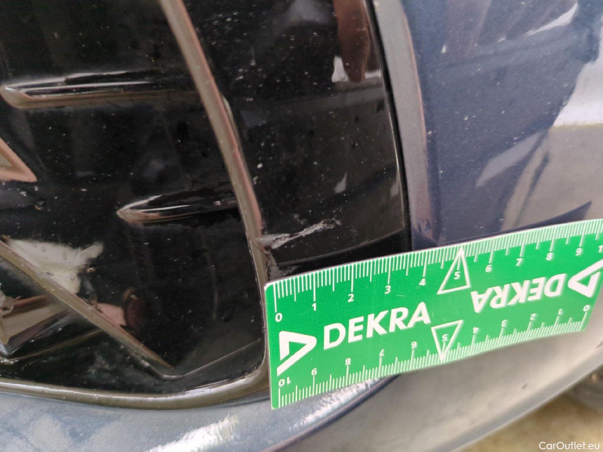  Hyundai  i30  cw Business 1.6 CRDi 115CV BVA7 E6d #43