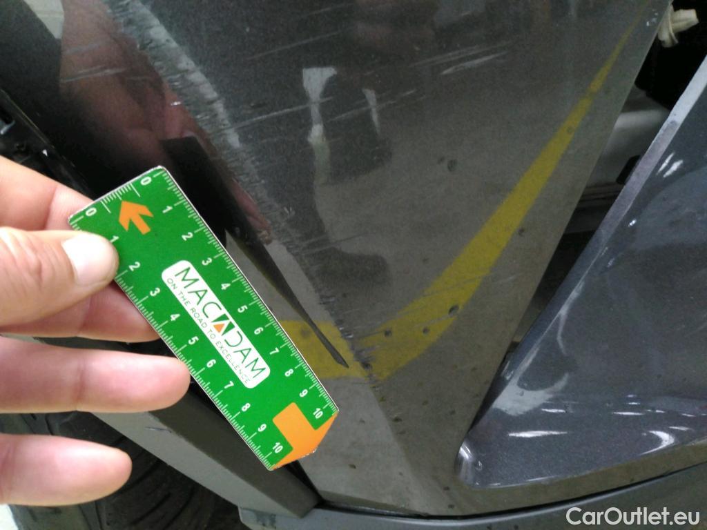  Toyota  C-HR TOYOTA  / 2016 / 5P / SUV 1.8 HYBRIDE 122 DYNAMIC BUSINESS #3