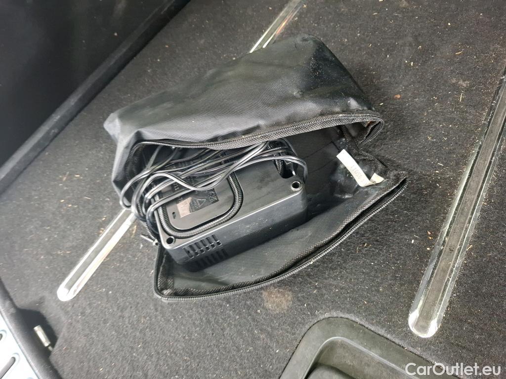  Toyota  Corolla TOYOTA  Touring Sports  2018  5P Break Hybride 184h Collection #32