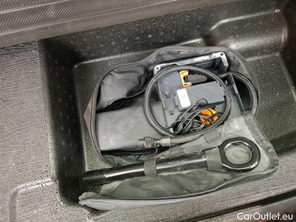  Hyundai  Tucson HYUNDAI  / 2020 / 5P / SUV 1.6 PHEV 265 HTRAC BUSINESS 4WD AUTO #38