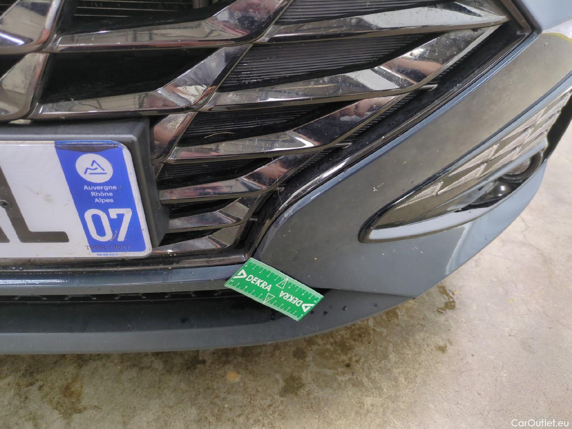  Hyundai  i30  cw Business 1.6 CRDi 115CV BVA7 E6d #32