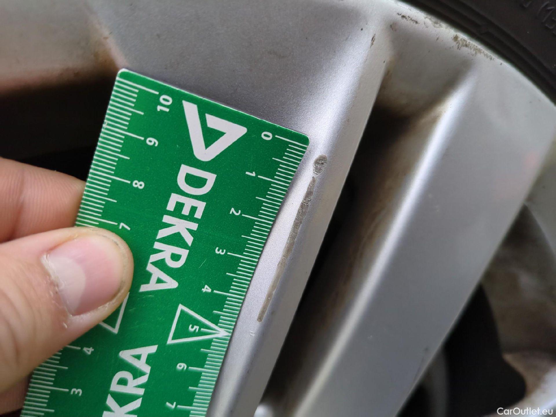  Toyota  Corolla TOYOTA  Touring Sports / 2018 / 5P / Break Hybride 122h Dynamic Business Beyond Zer #22