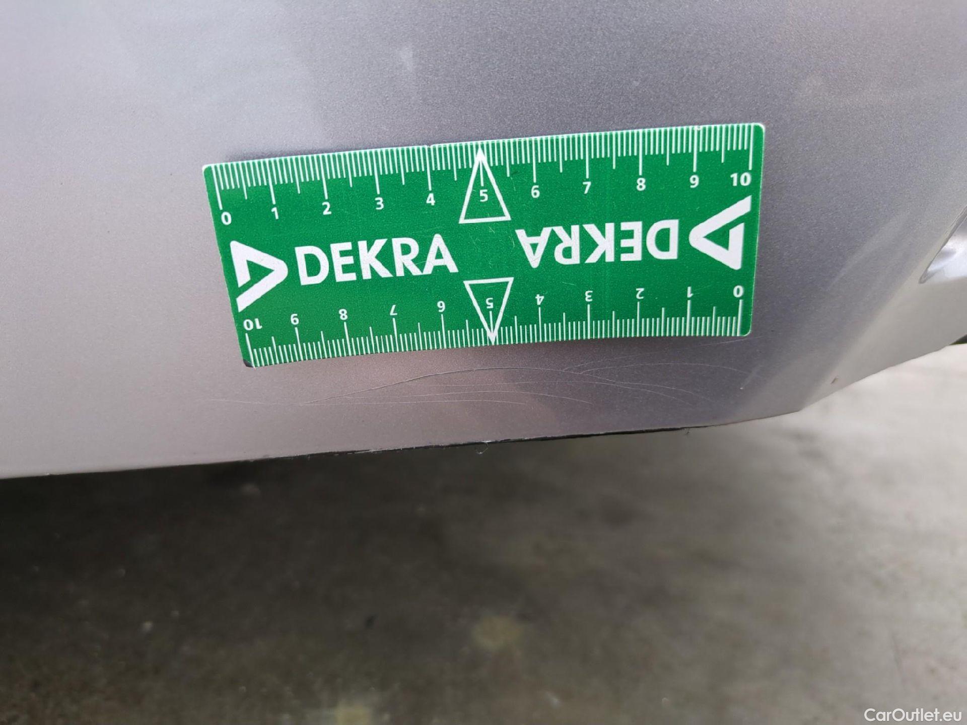  Toyota  Corolla TOYOTA  Touring Sports / 2018 / 5P / Break Hybride 122h Dynamic Business Beyond Zer #58