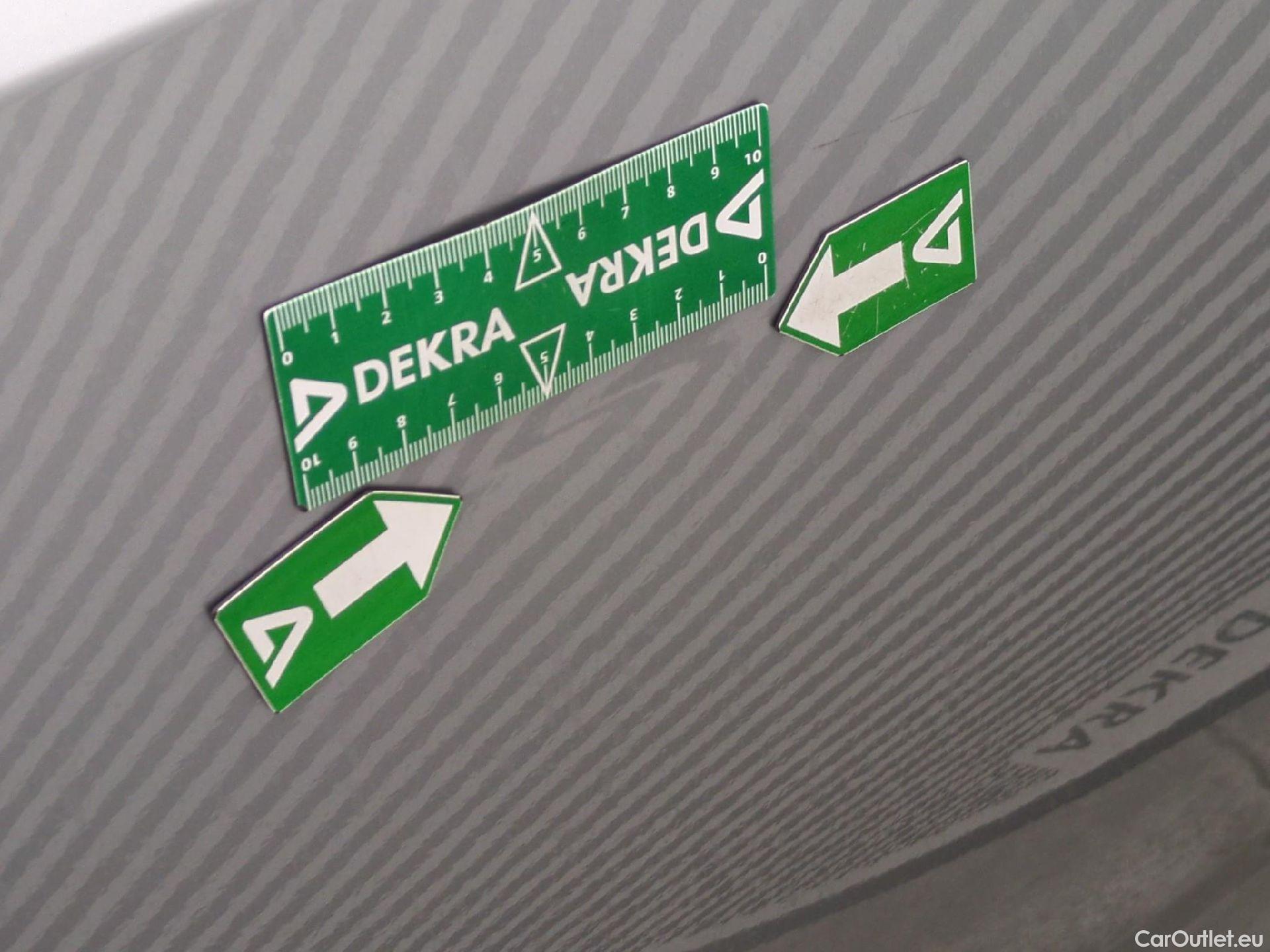  Toyota  Corolla TOYOTA  Touring Sports / 2018 / 5P / Break Hybride 122h Dynamic Business Beyond Zer #27