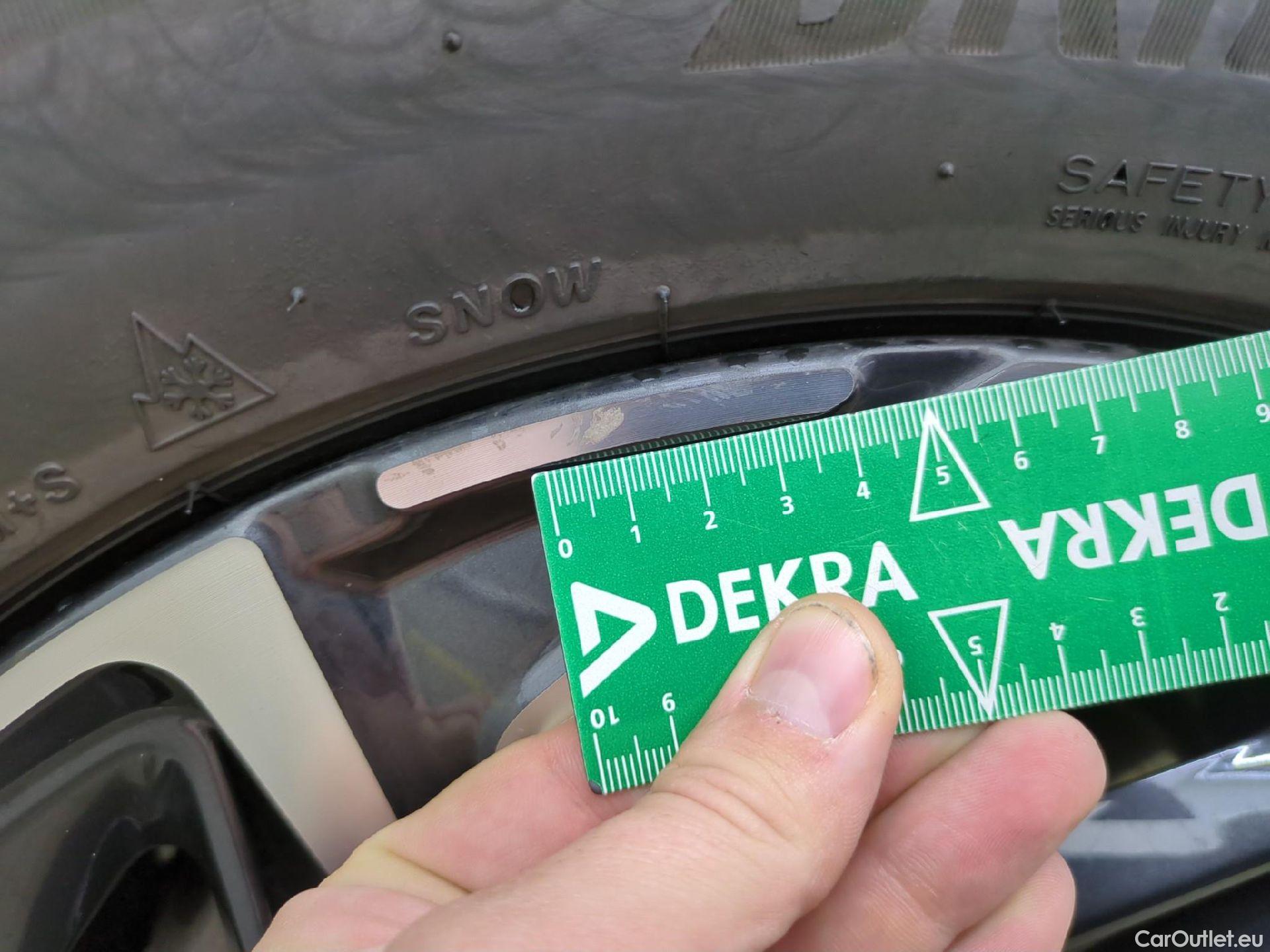  Hyundai  i30  cw Business 1.6 CRDi 115CV BVA7 E6d #17