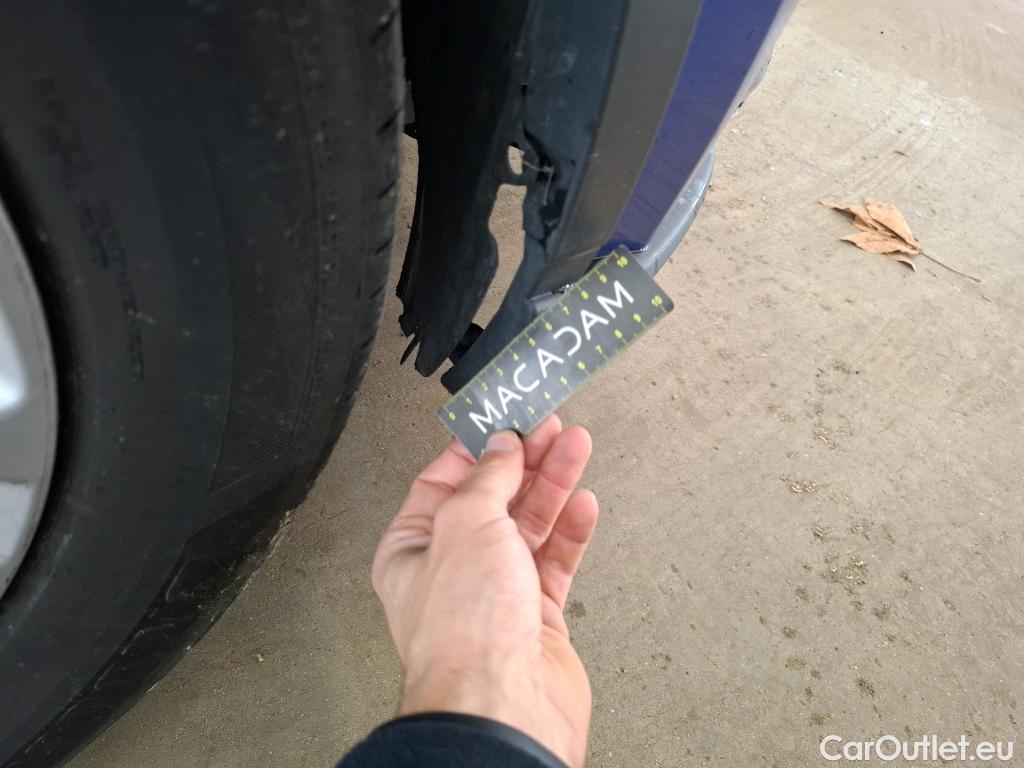  Toyota  C-HR TOYOTA  / 2016 / 5P / SUV 2.0 HYBRIDE 184 DYNAMIC BUSINESS #8