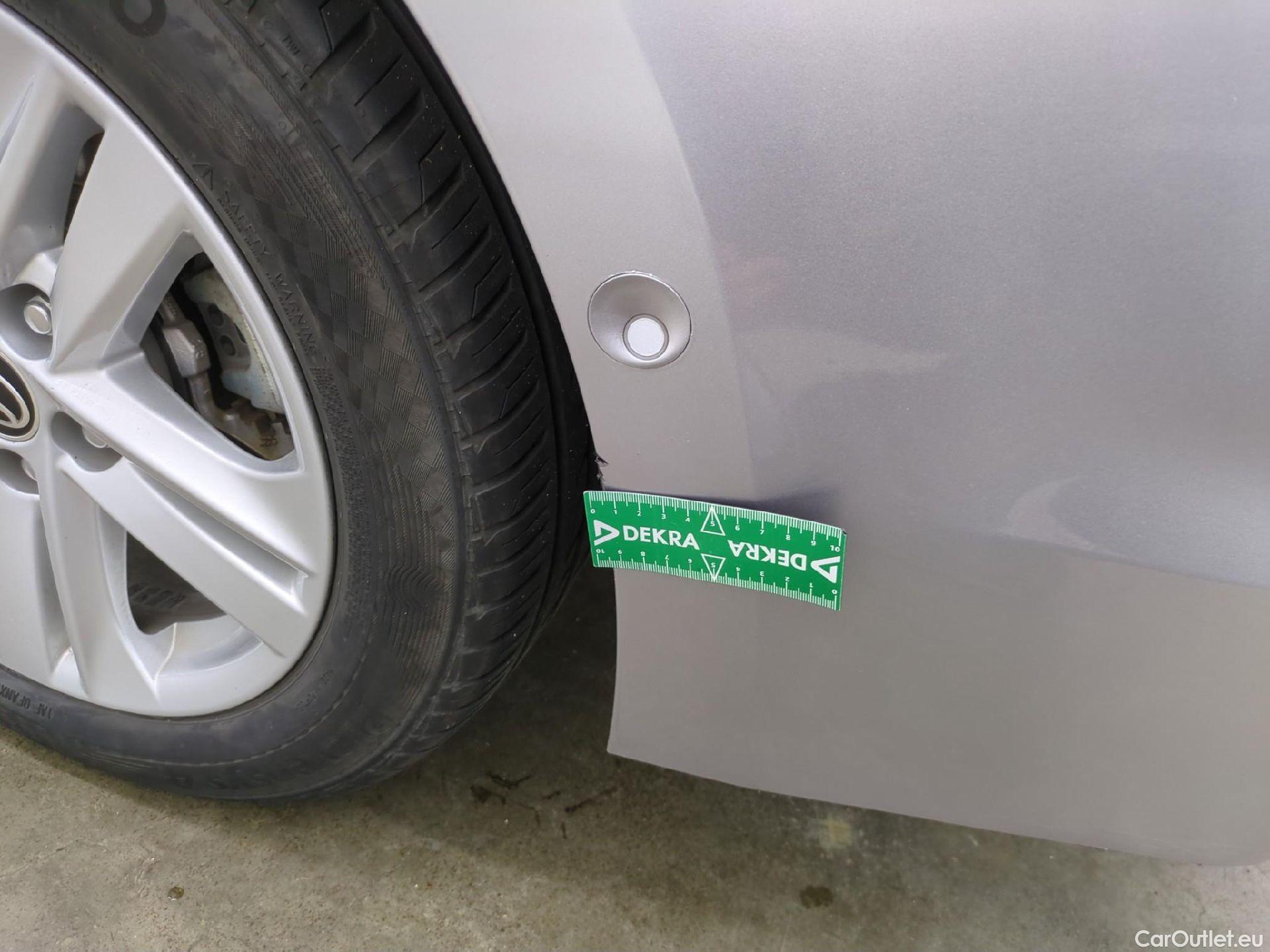  Toyota  Corolla TOYOTA  Touring Sports / 2018 / 5P / Break Hybride 122h Dynamic Business Beyond Zer #59