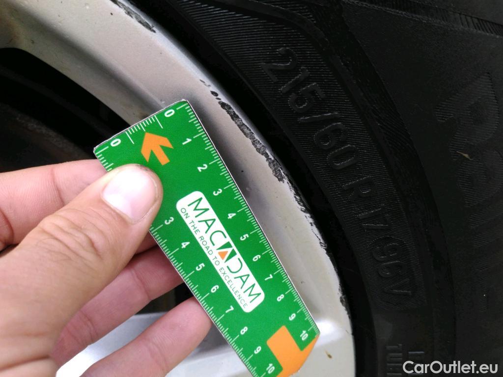  Toyota  C-HR TOYOTA  / 2016 / 5P / SUV 1.8 HYBRIDE 122 DYNAMIC BUSINESS #22