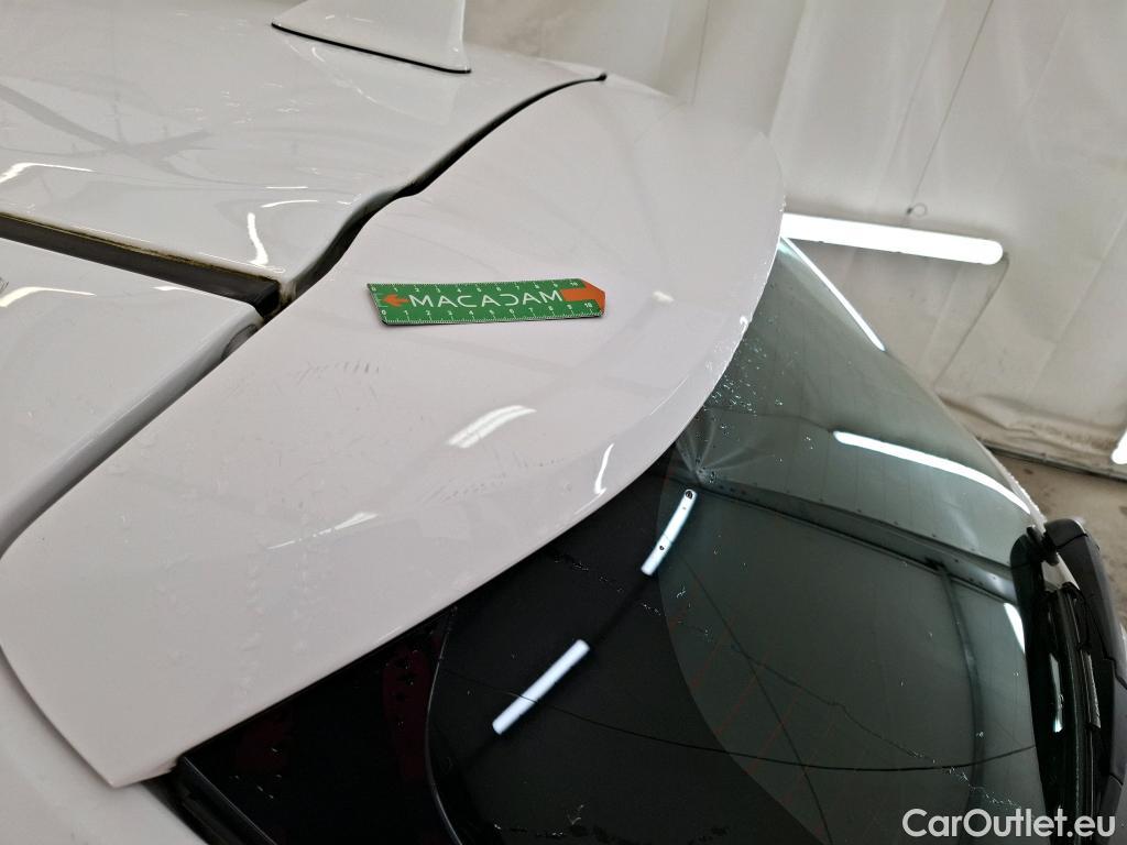  Toyota  Corolla TOYOTA  / 2018 / 5P / Berline Hybride 122h Dynamic Business Supp Lomb #30