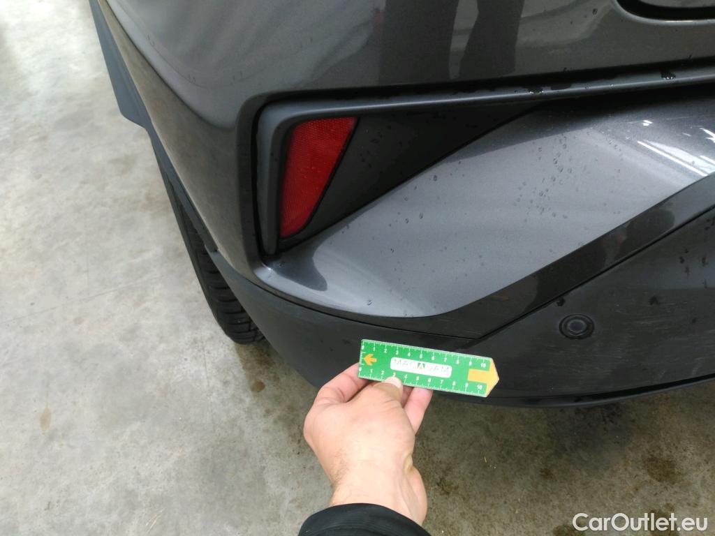  Toyota  C-HR TOYOTA  / 2016 / 5P / SUV 1.8 HYBRIDE 122 DYNAMIC BUSINESS #9