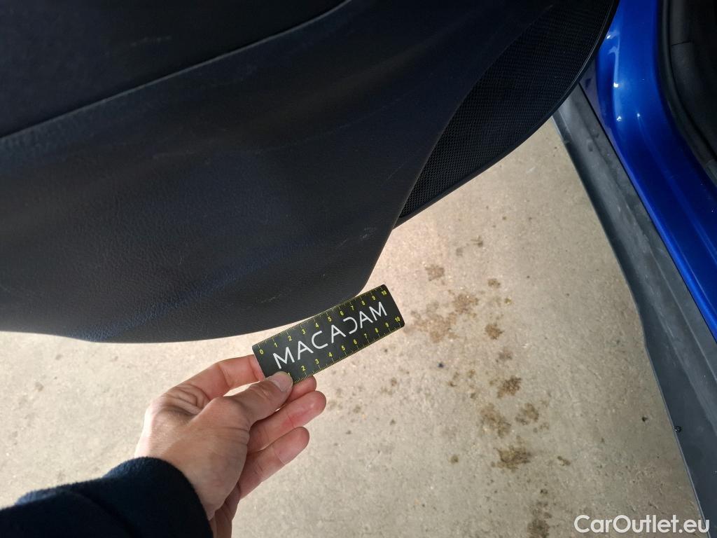  Toyota  C-HR TOYOTA  / 2016 / 5P / SUV 2.0 HYBRIDE 184 DYNAMIC BUSINESS #14