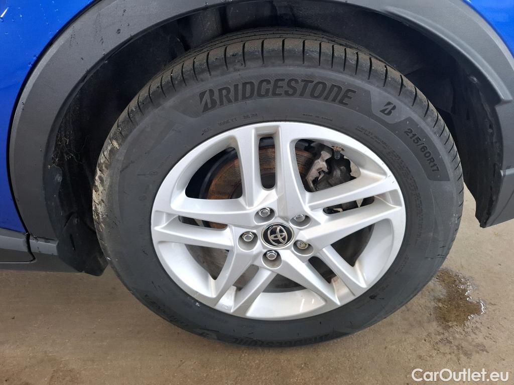  Toyota  C-HR TOYOTA  / 2016 / 5P / SUV 2.0 HYBRIDE 184 DYNAMIC BUSINESS #41