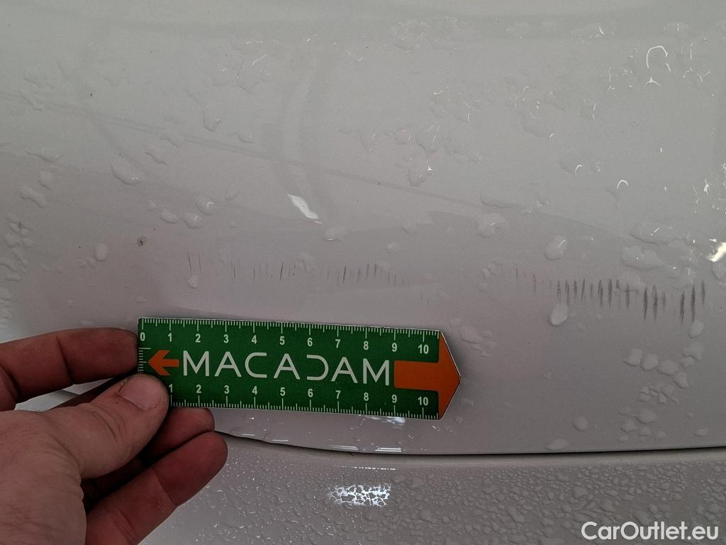  Toyota  Corolla TOYOTA  / 2018 / 5P / Berline Hybride 122h Dynamic Business Supp Lomb #35