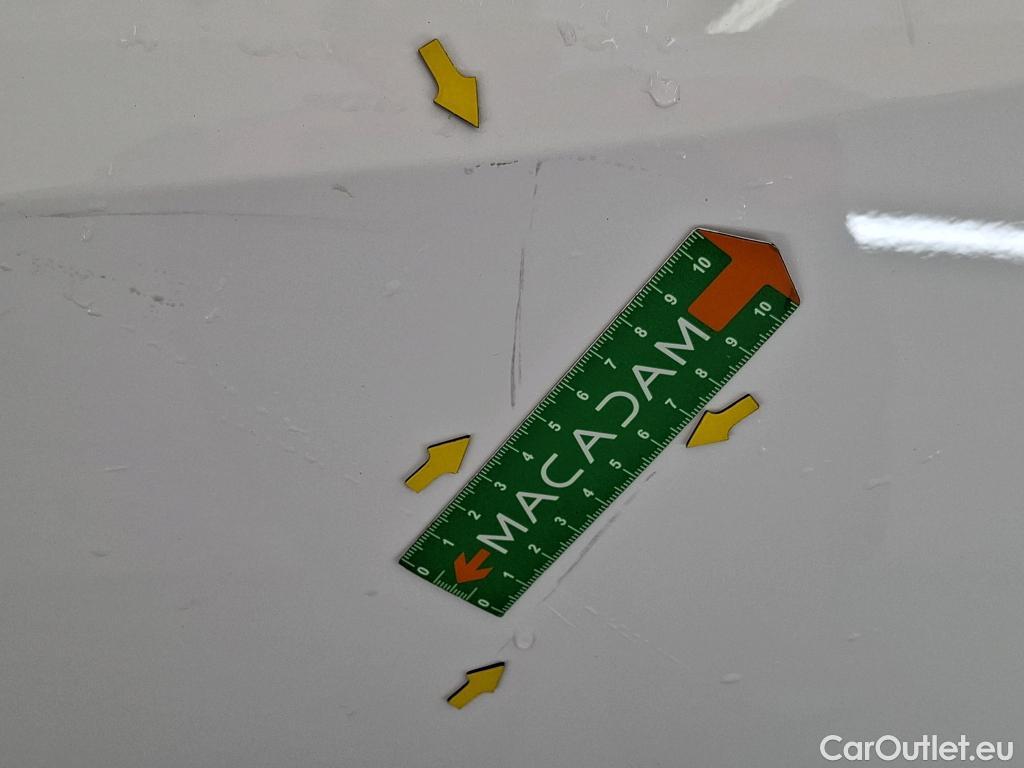  Toyota  Corolla TOYOTA  / 2018 / 5P / Berline Hybride 122h Dynamic Business Supp Lomb #25