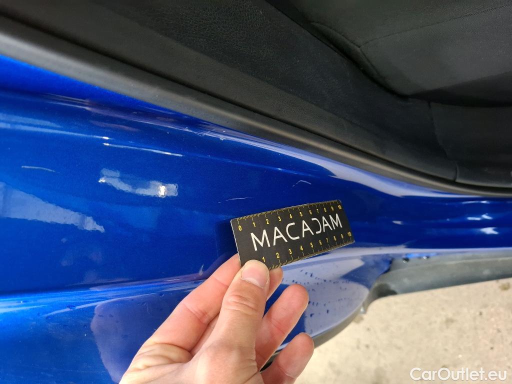  Toyota  C-HR TOYOTA  / 2016 / 5P / SUV 2.0 HYBRIDE 184 DYNAMIC BUSINESS #53