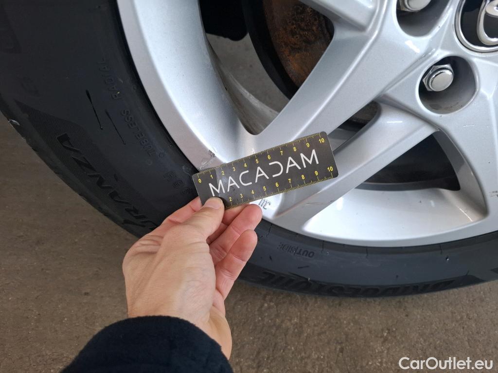  Toyota  C-HR TOYOTA  / 2016 / 5P / SUV 2.0 HYBRIDE 184 DYNAMIC BUSINESS #43