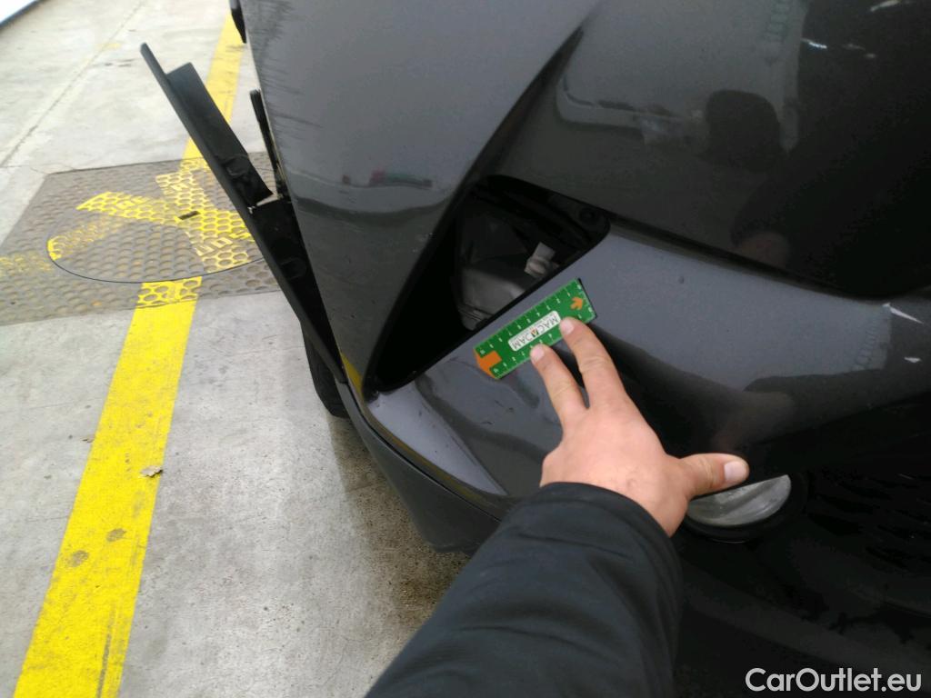  Toyota  C-HR TOYOTA  / 2016 / 5P / SUV 1.8 HYBRIDE 122 DYNAMIC BUSINESS #30