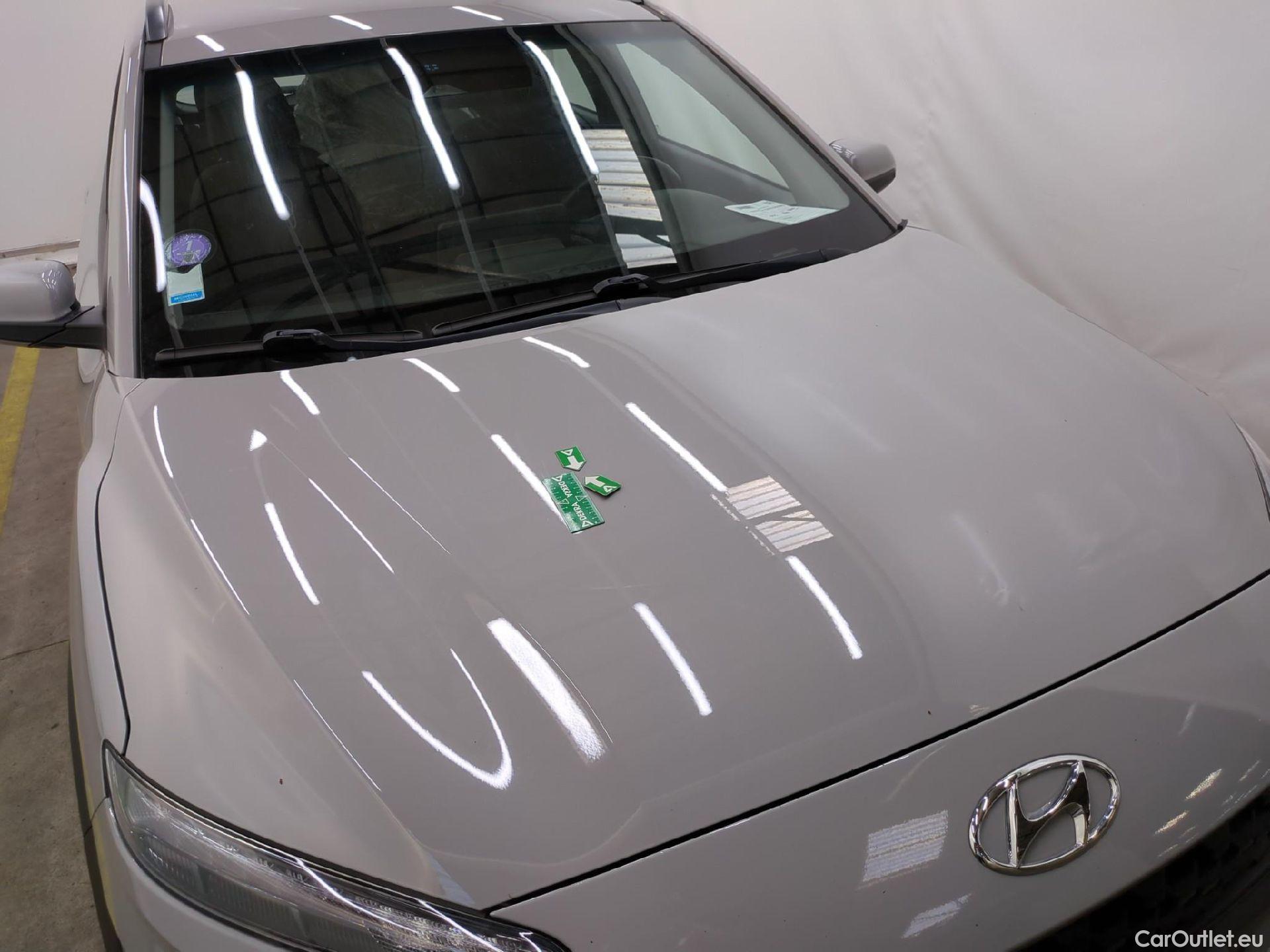  Hyundai  Konna HYUNDAI Kona / 2020 / 5P / SUV 1.0 T-GDI 120 HYBRID 48V BUSINESS #31